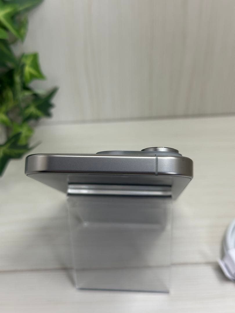 ✨iPhone 16 Pro ❣️ 256GB ナチュラルチタニウム✨100%