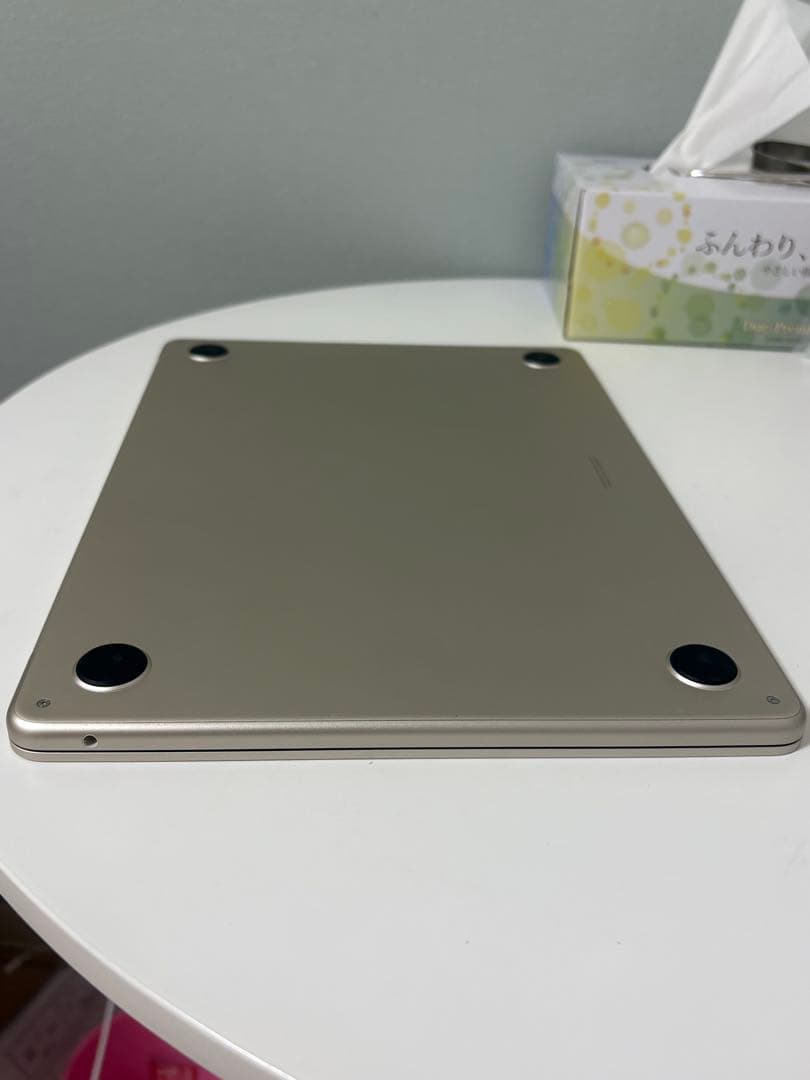 MacBook本体 mac air right