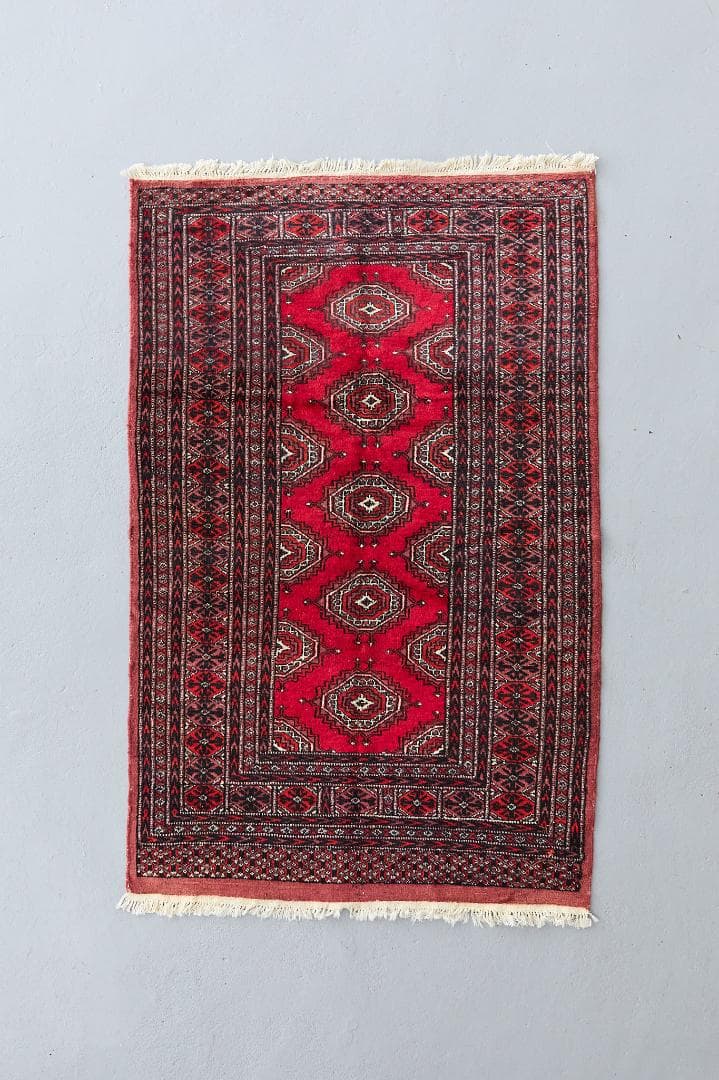 ヴィンテージラグ　トライバルラグ　ラホール産（161×98cm）赤　茶　黒