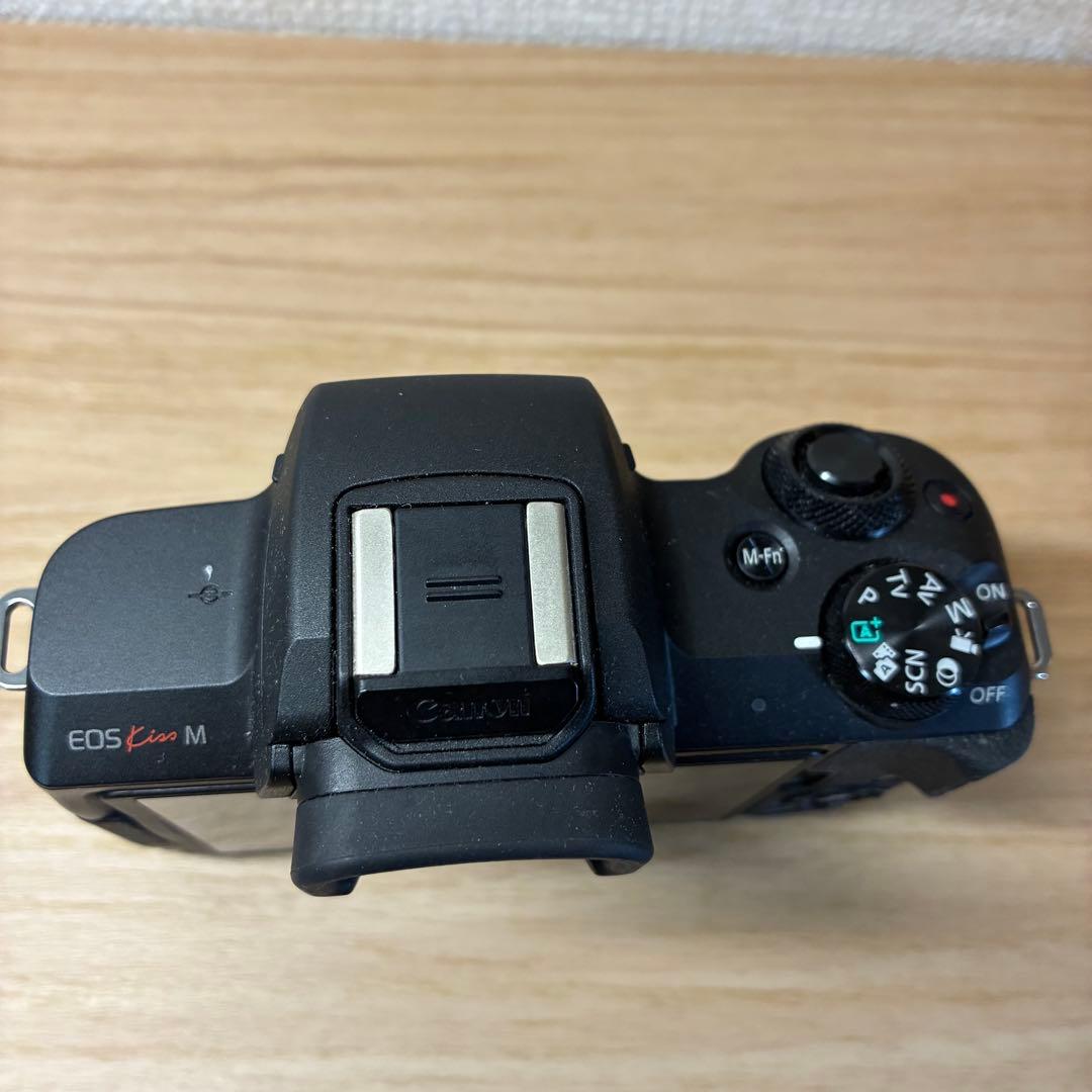 【美品】CANON EOS Kiss M デジタル一眼レフカメラ8/19まで出品
