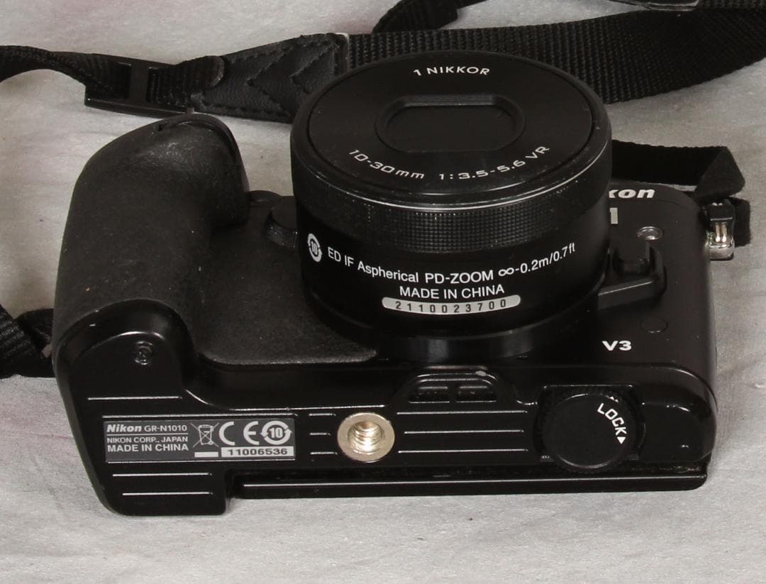 k*様 Nikon 1 V3 10-30mm プレミアムキット(ni28-3-3