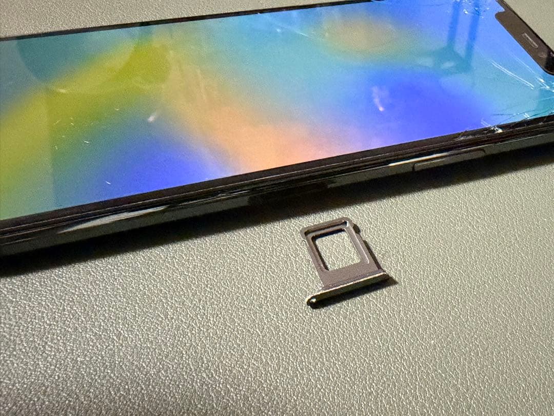 【中古】iPhone11pro ミッドナイトグリーン 64 GB