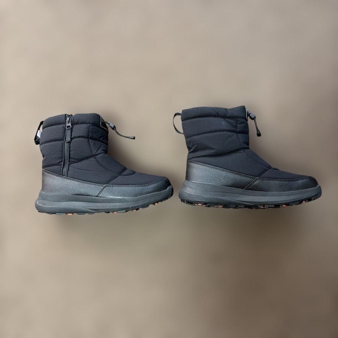 スノーボードウェア（ジャケット・パンツ）とスノーブーツセット