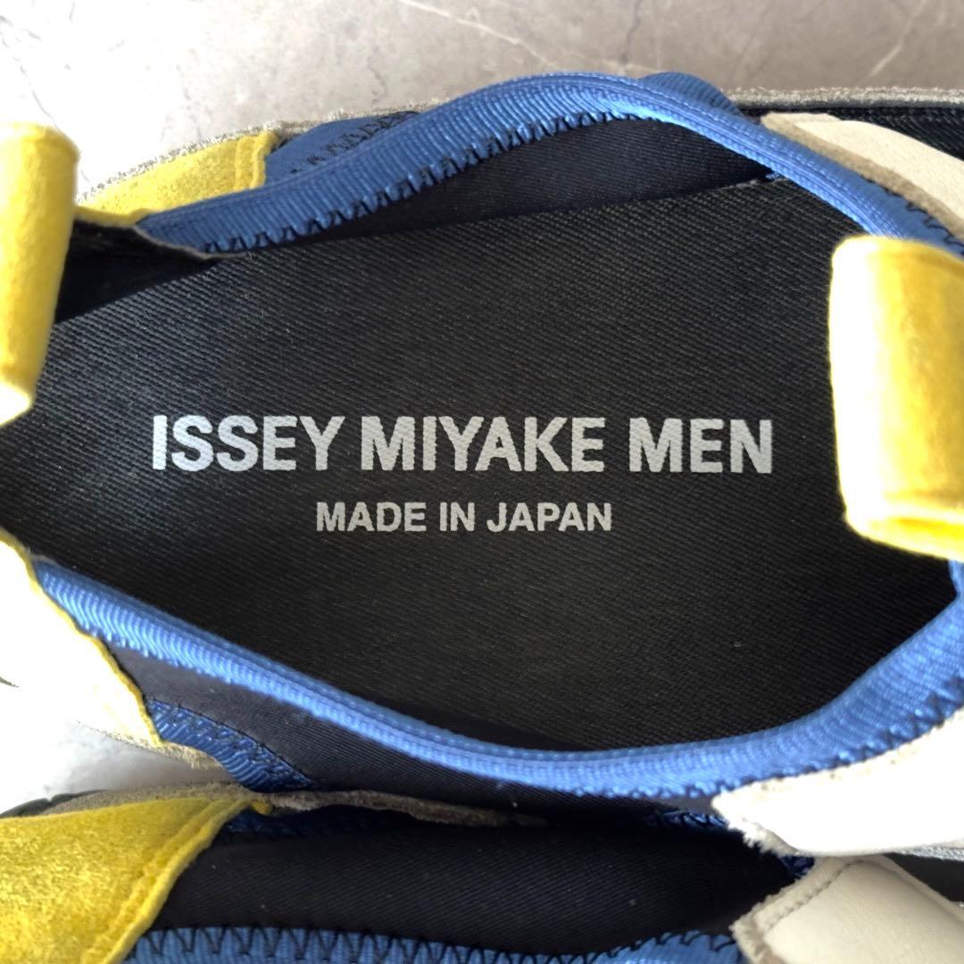 ISSEY MIYAKE MEN SPINGLE MOVE スニーカーサンダル