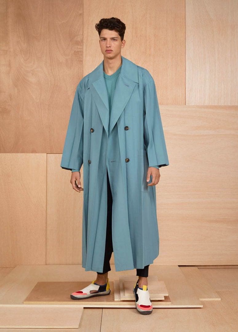 ISSEY MIYAKE MEN SPINGLE MOVE スニーカーサンダル