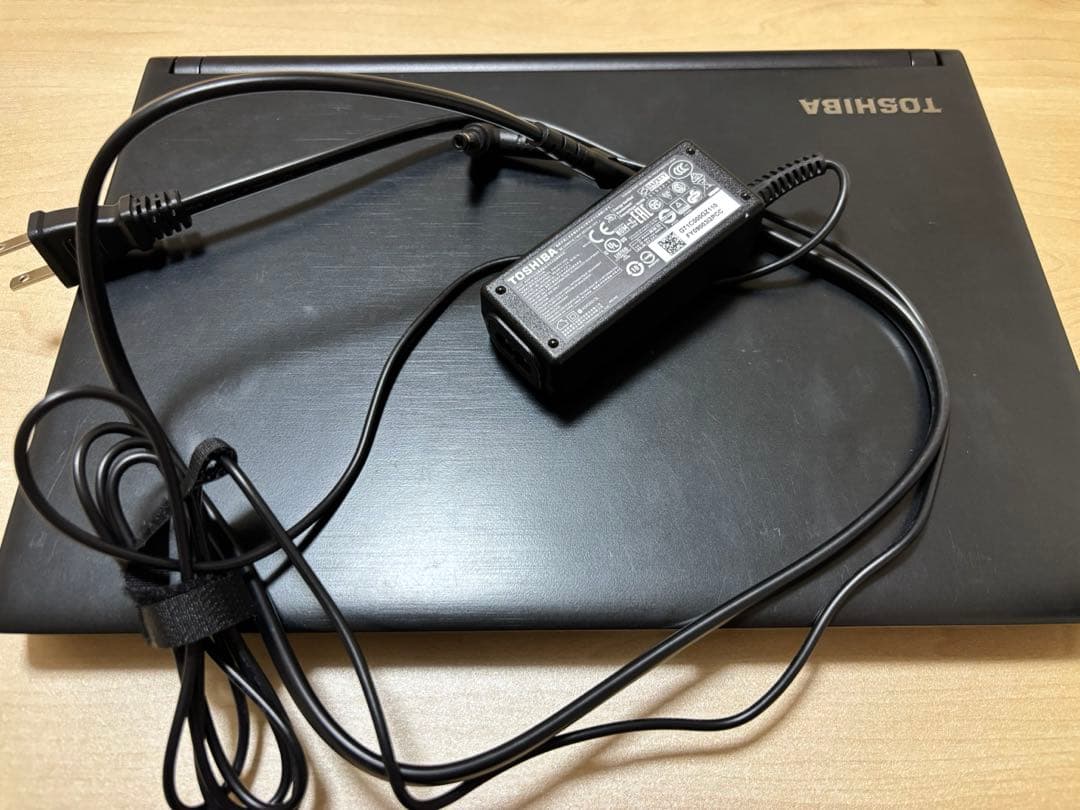 TOSHIBA dynabook ノートPC ブラック ACアダプター付き