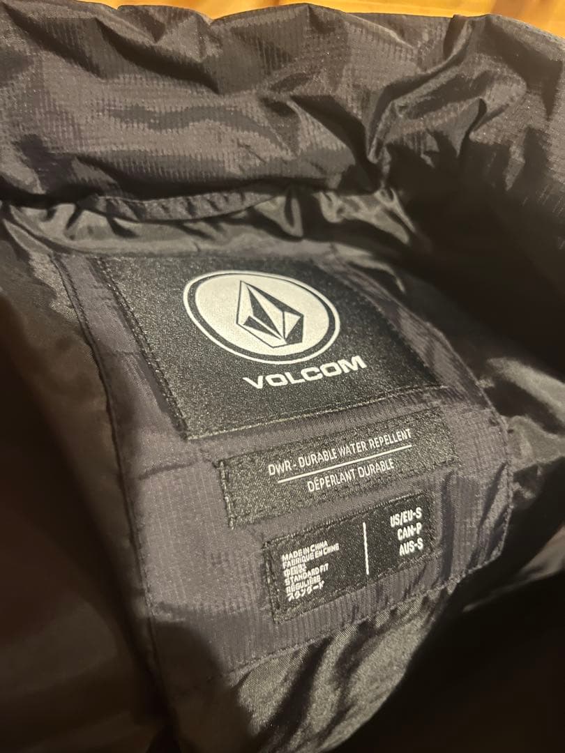 Volcom メンズ ベスト ブラック