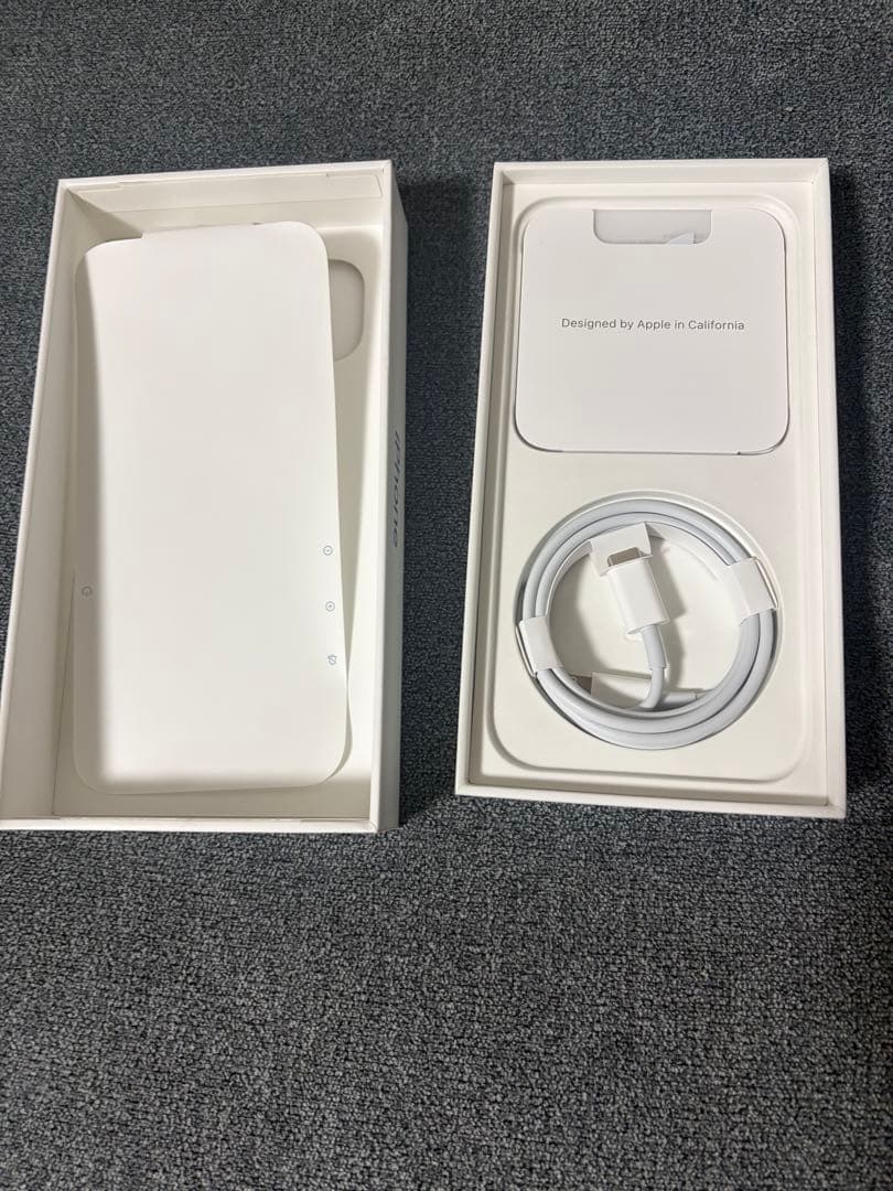 Apple iPhone 14 ブルー