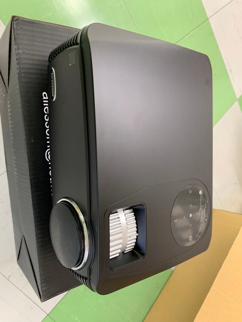 未使用プロジェクター