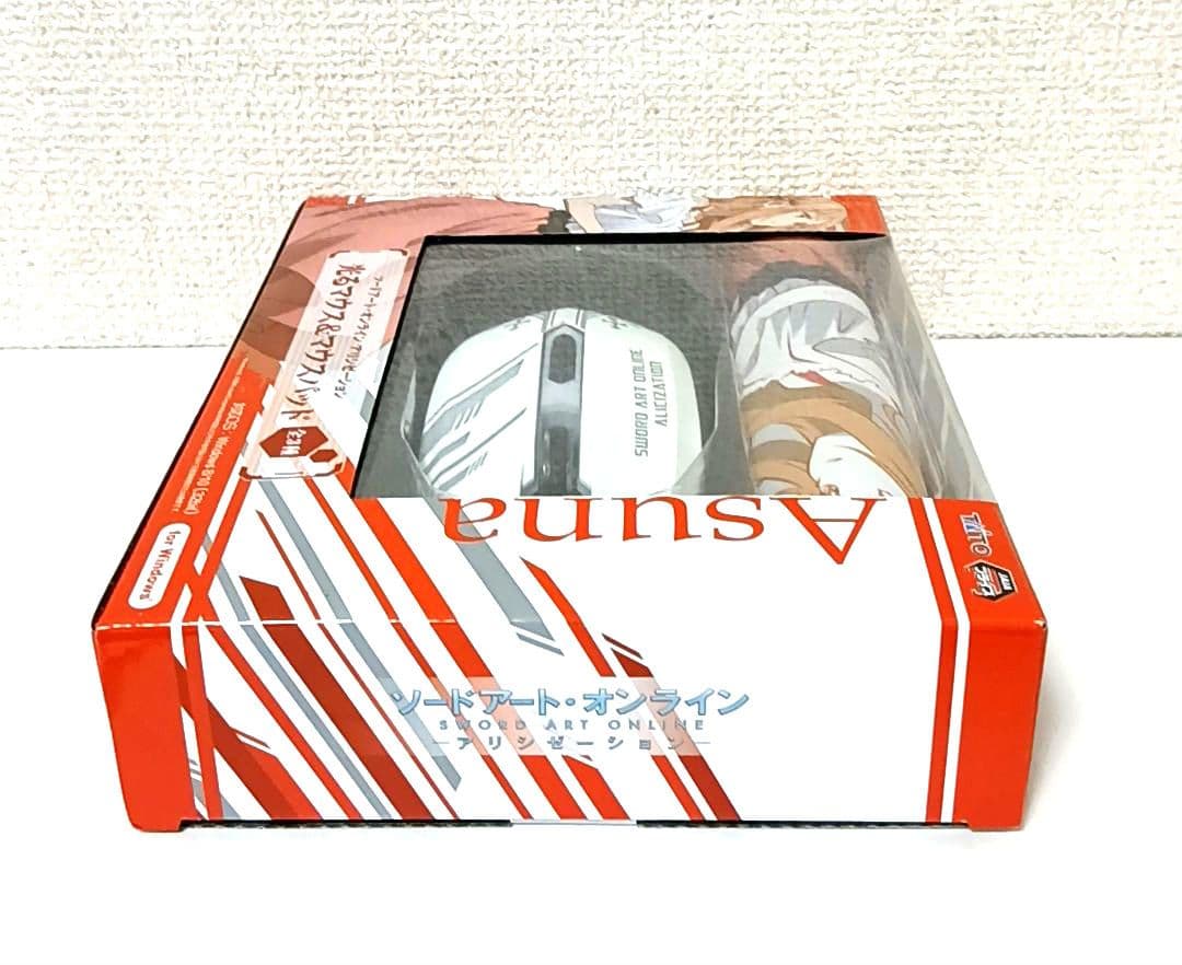 【激レア品】ソールド・オンライン　アリシゼーション　光るマウス&マウスパット