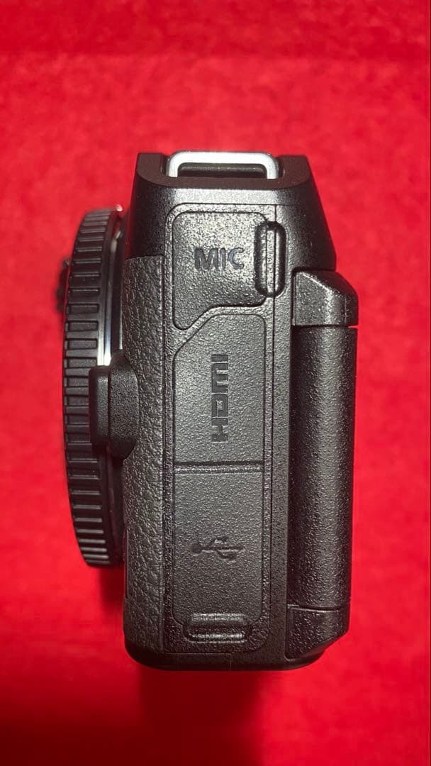 [美品] シャッター数780回！ ニコン Z30 ボディ