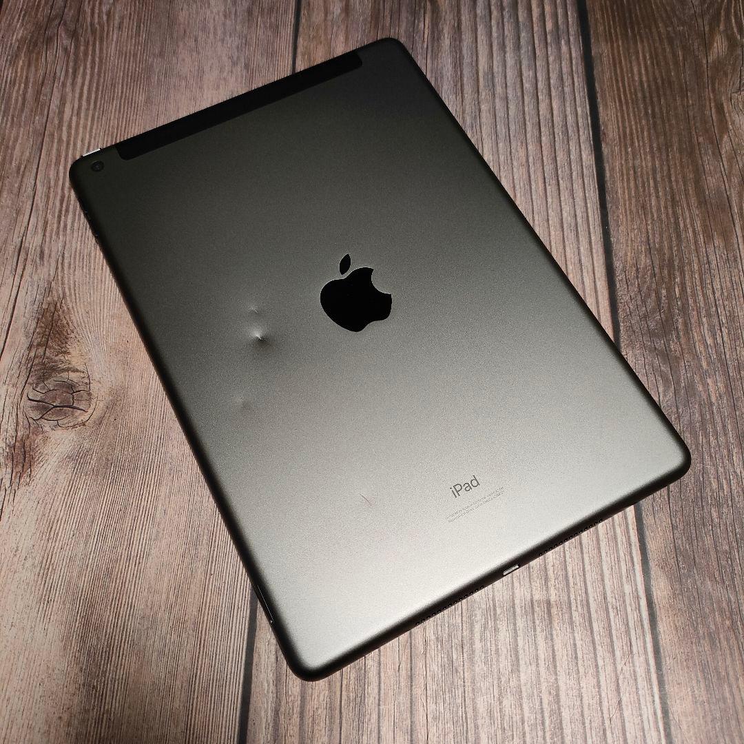 Apple iPad 第7世代 32GB SIMフリー 美品