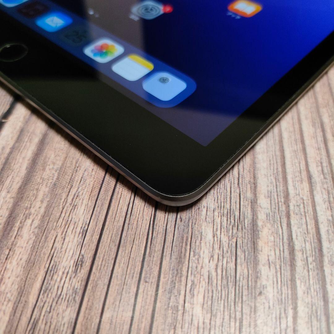 Apple iPad 第7世代 32GB SIMフリー 美品