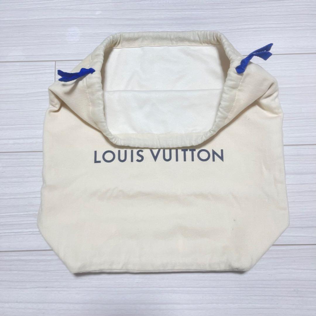 美品　ルイヴィトン　保存袋　巾着袋　巾着　4枚セット　セット　まとめ売り　まとめ