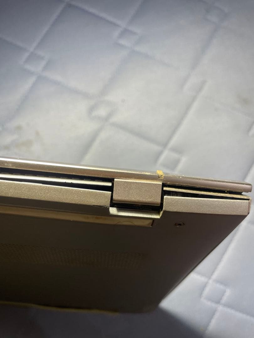 A*s様 HP Envy Core i5 7th Gen – ジャンク / 部品