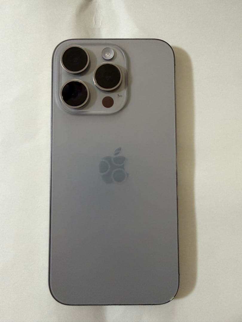 最終値下げ　iPhone15pro ナチュラルチタニウム