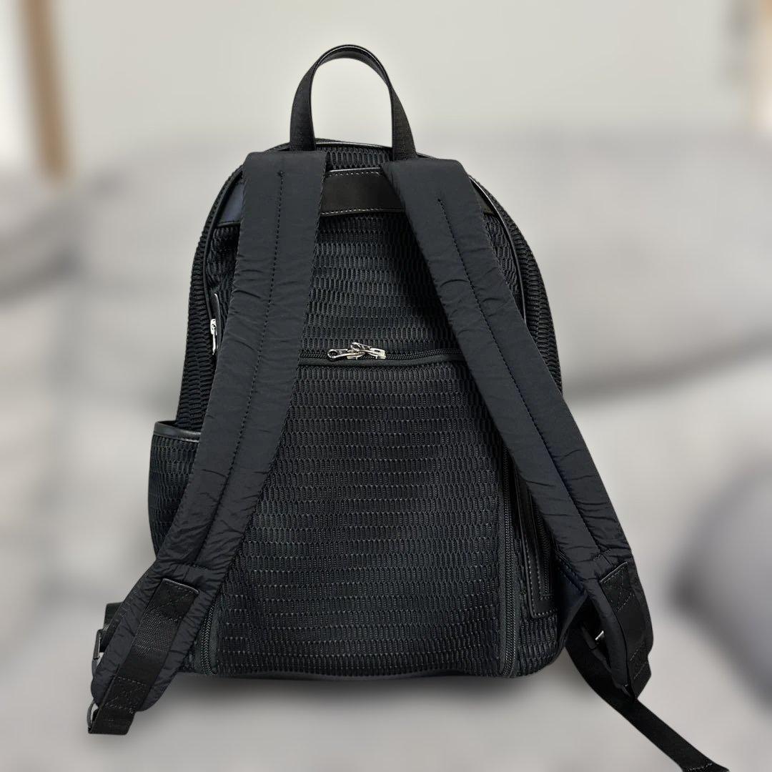 qbag paris nest louvre parents マザーズバッグ