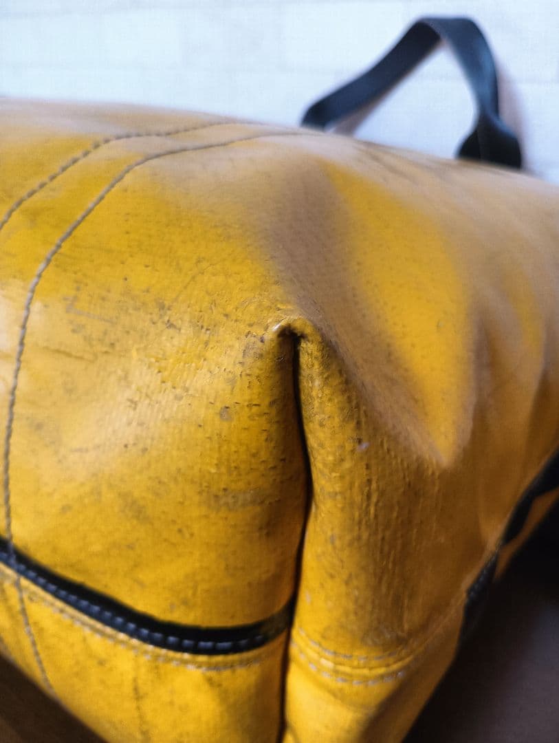 美品! レアカラー！FREITAGフライターグF74 旧BOBトートバッグ黄×黒