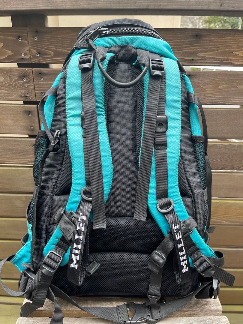 Nikon MILLET コラボ　アイガーヴァント26 カメラバッグ