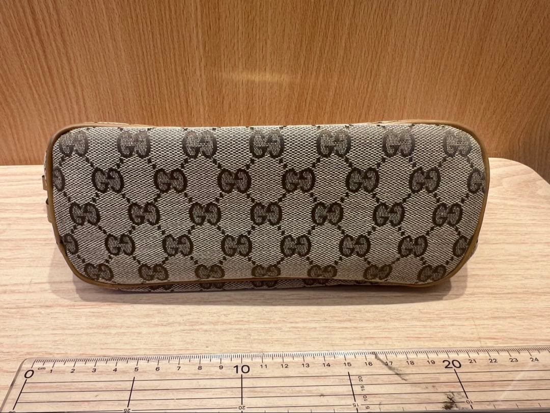 GUCCI グッチ ショルダーポーチ GG柄 キャンバス ベージュ系 シリアル