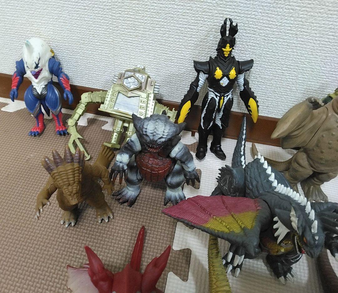 ウルトラ怪獣ソフビ40体まとめ売り/80サイズ/フィギュア/送料込み