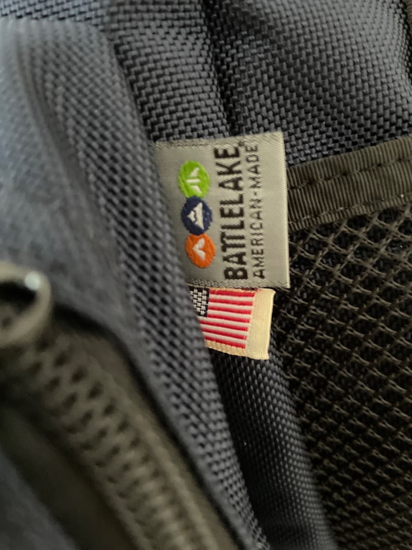 ネイビー ナイロン バックパック