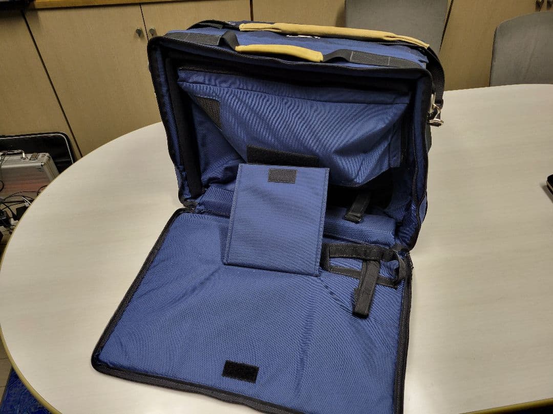 Porta Brace 17インチ用モニターバッグ MO-LH1700