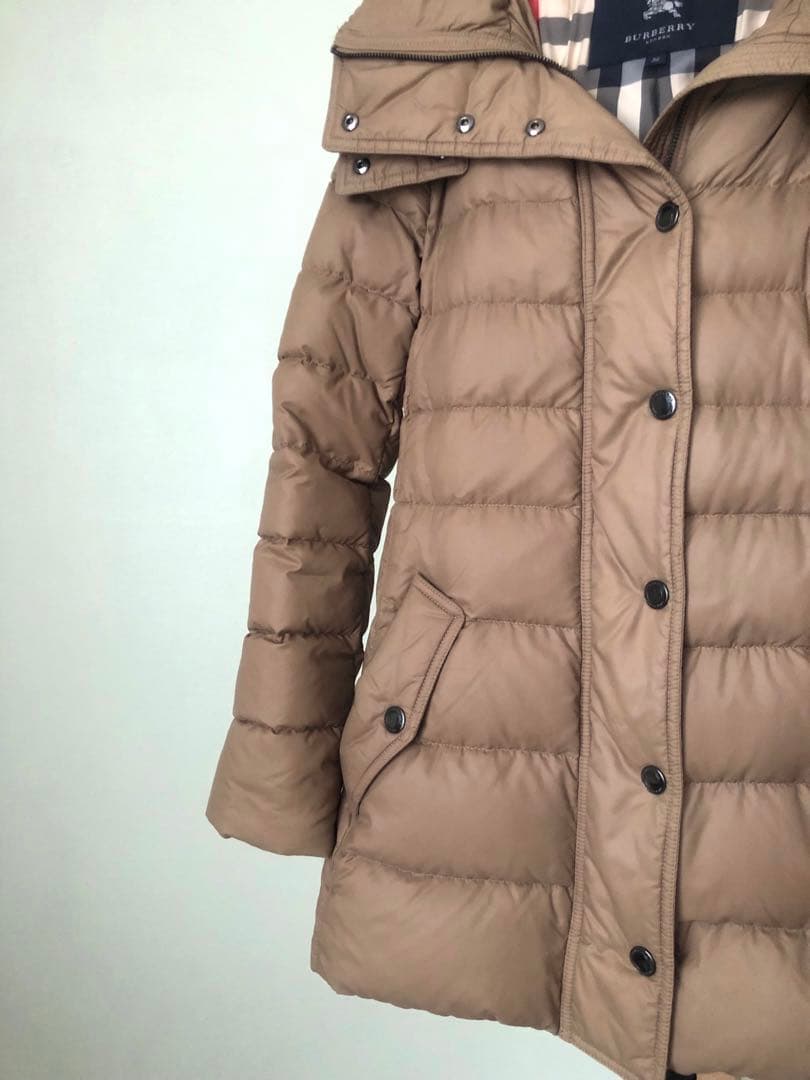 Burberry ダウンジャケット✴︎ 38 M Aライン ベルトつき