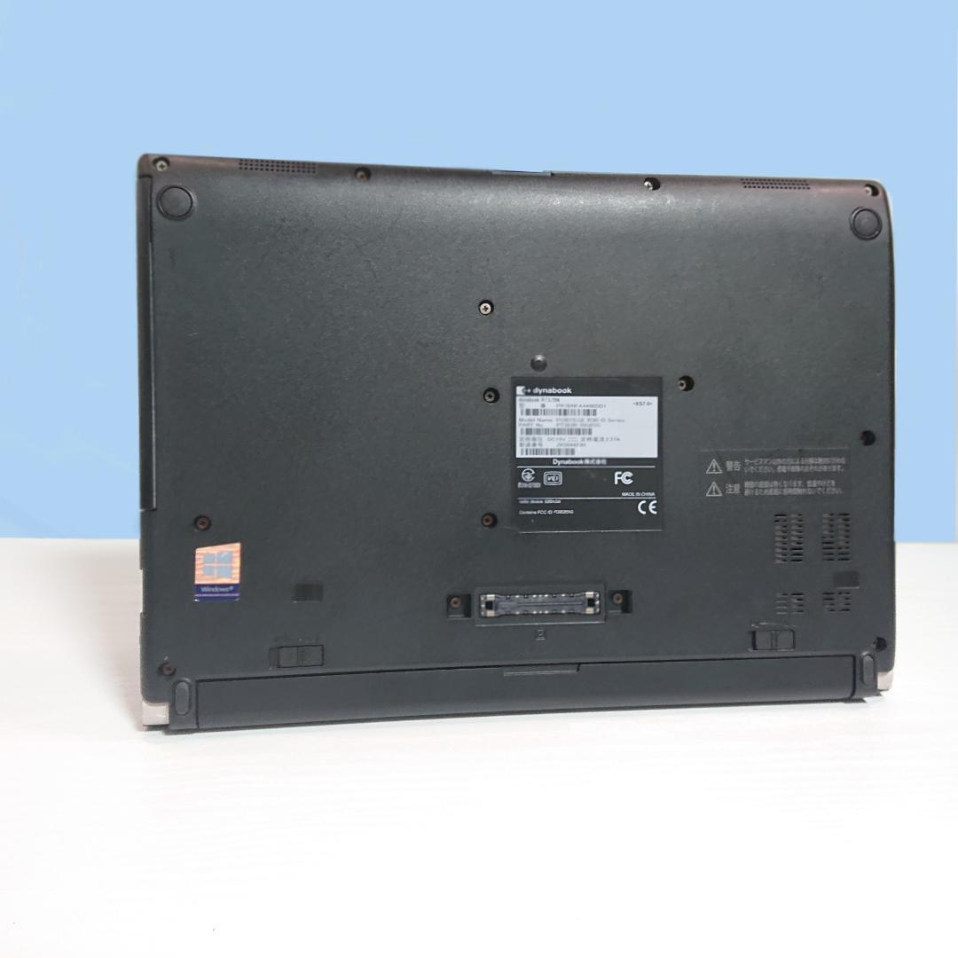 Dynabook R73/BN 第7世代 Core i3 [256]