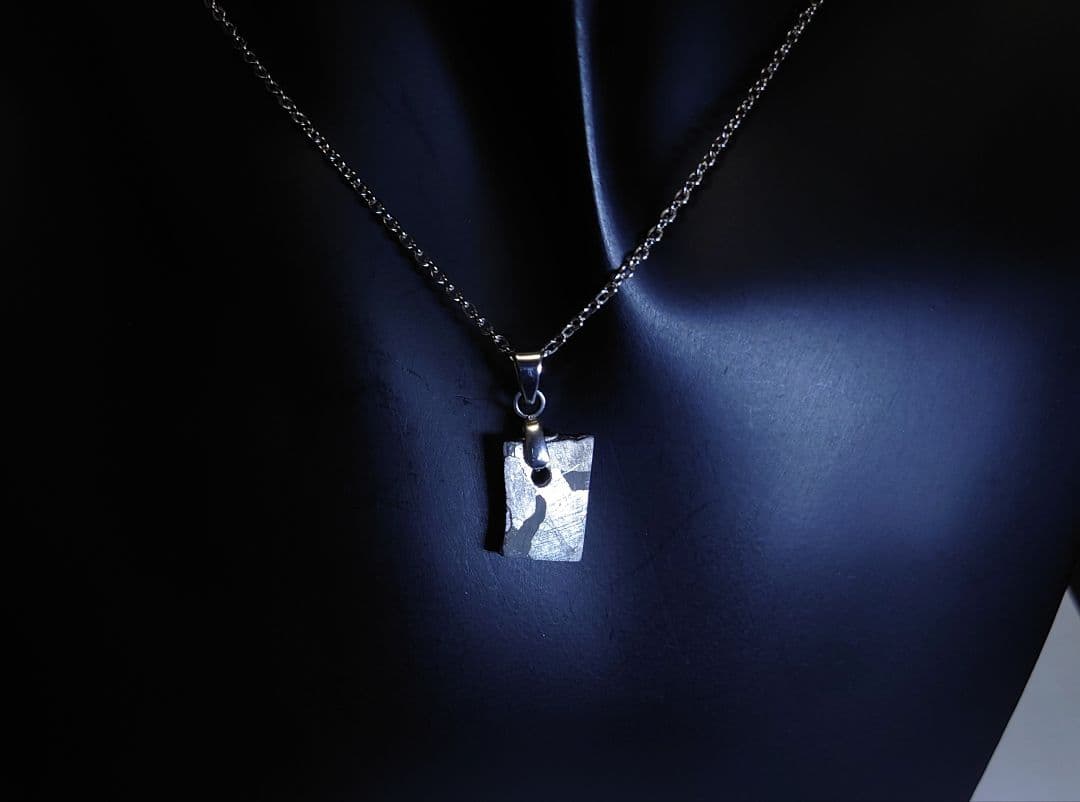 ブ*ス様 ヘンブリー隕石　ネックレス　表皮付き 鉄隕石【ギベオン イミラック】