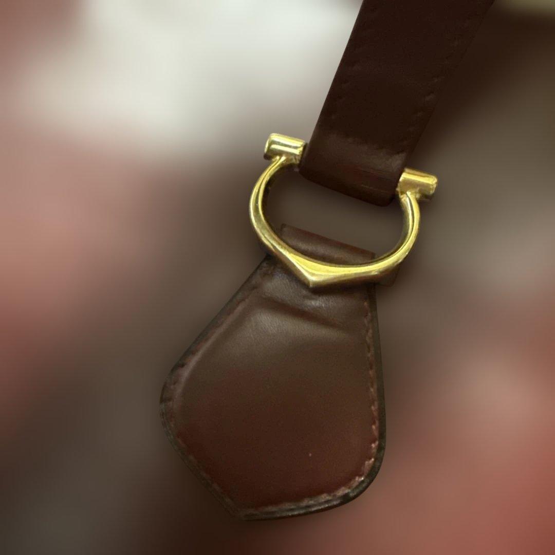 美品 カルティエ トートバッグ ボルドー A4可 ゴールド金具