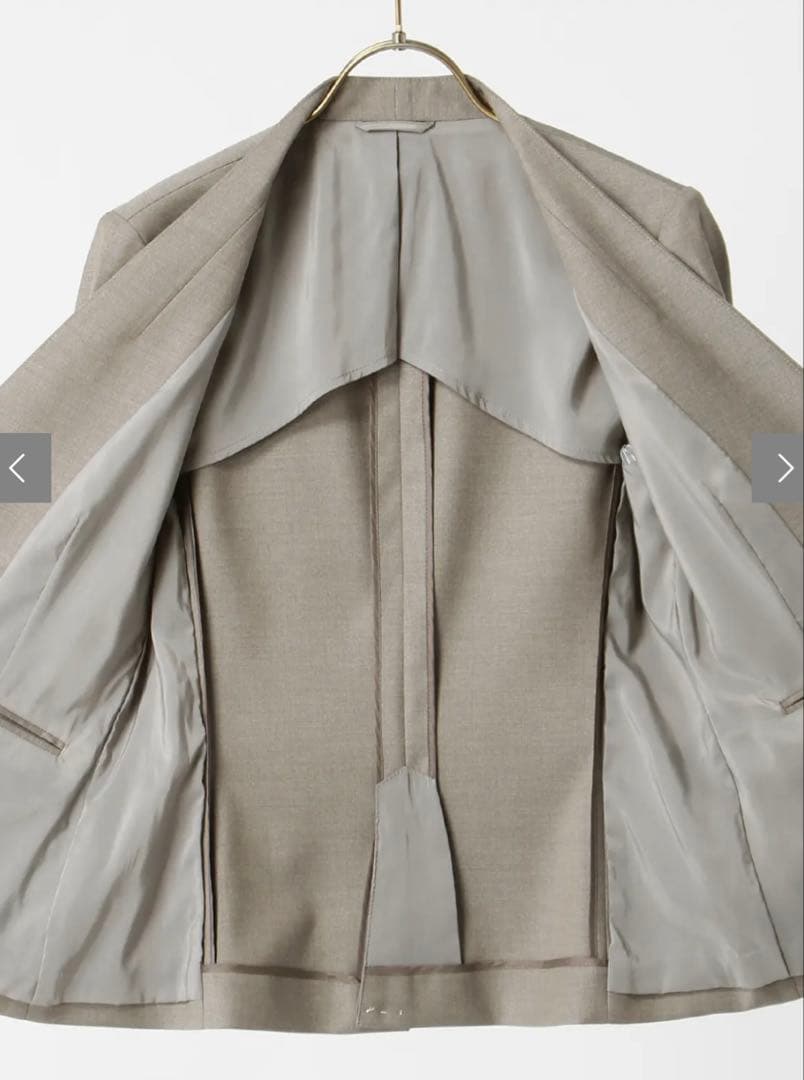 スーツスクエア　レディーススーツ上下セット　ベージュ系