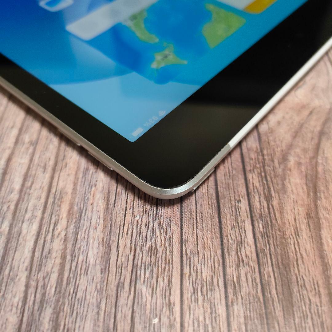 iPad 第9世代 64GB SIMフリー 新品近い