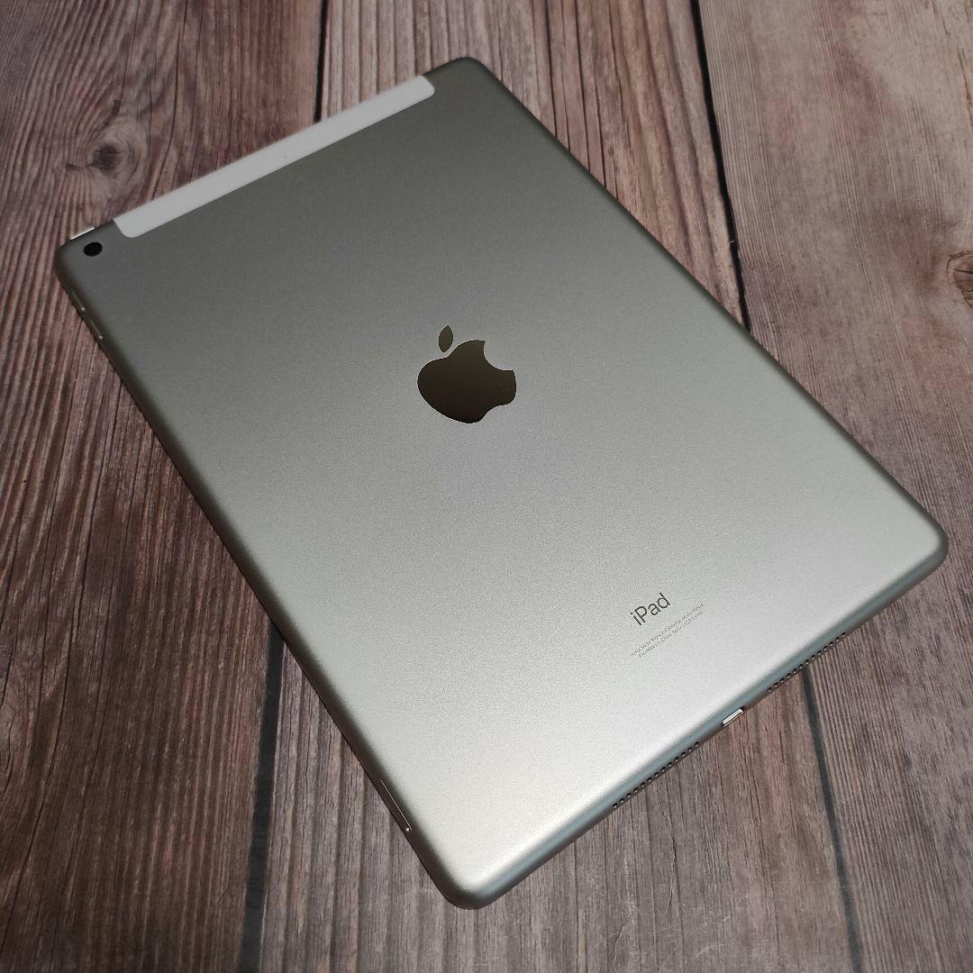 iPad 第9世代 64GB SIMフリー 新品近い