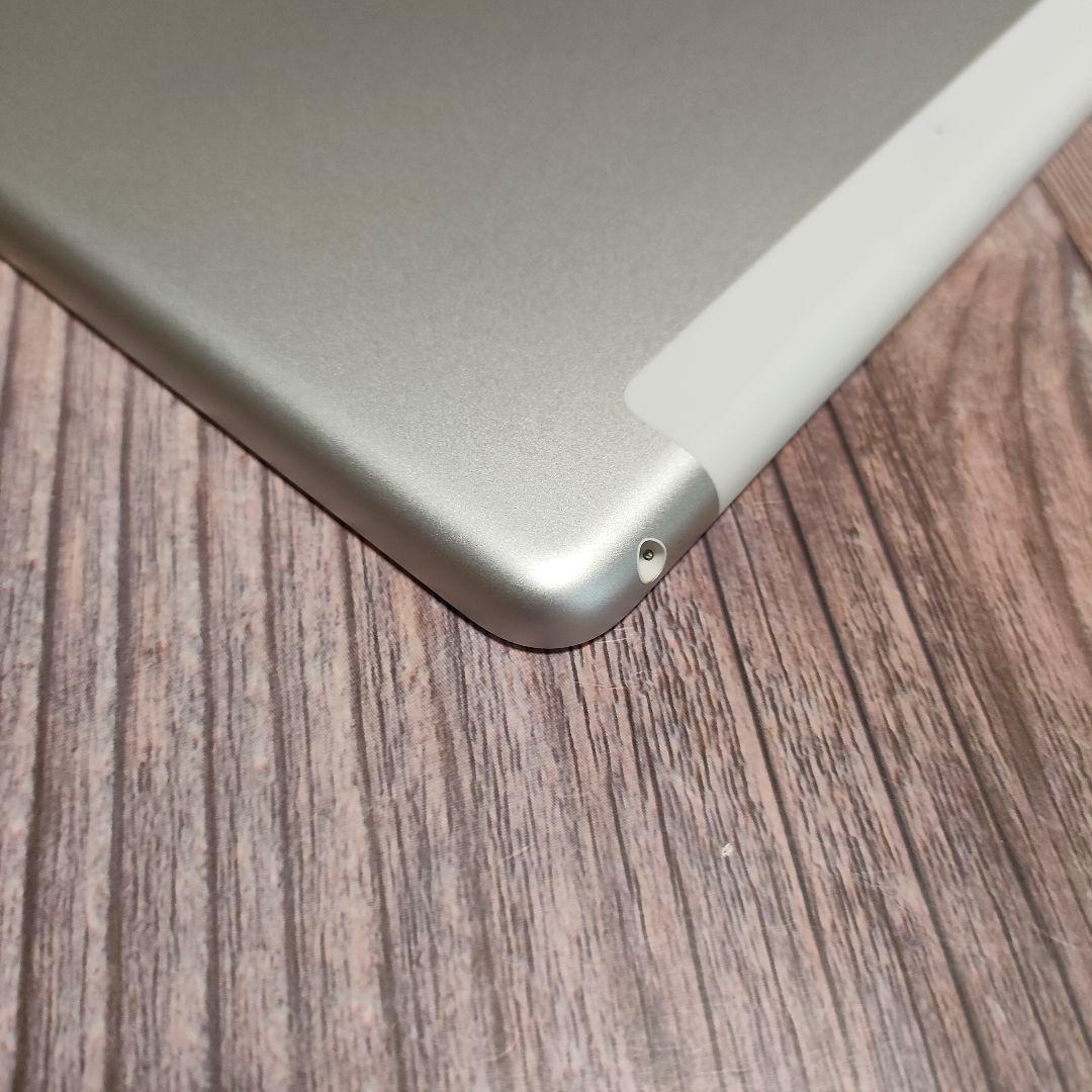 iPad 第9世代 64GB SIMフリー 新品近い