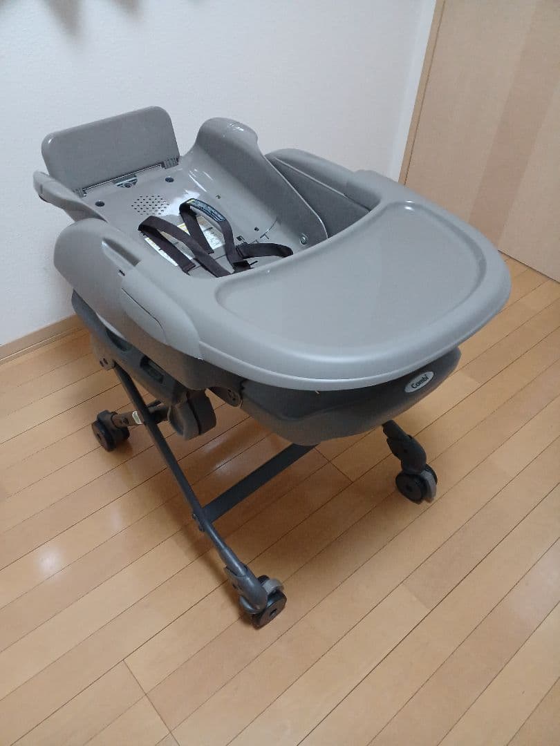 【1月31日まで限定値下げ】Combi ベビーステーション