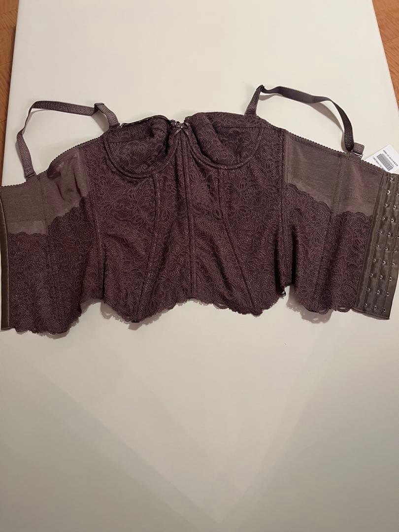 新品ダイアナ(ボディスーツ・コルセット・ガードル・ブラジャー・ショーツ)セット