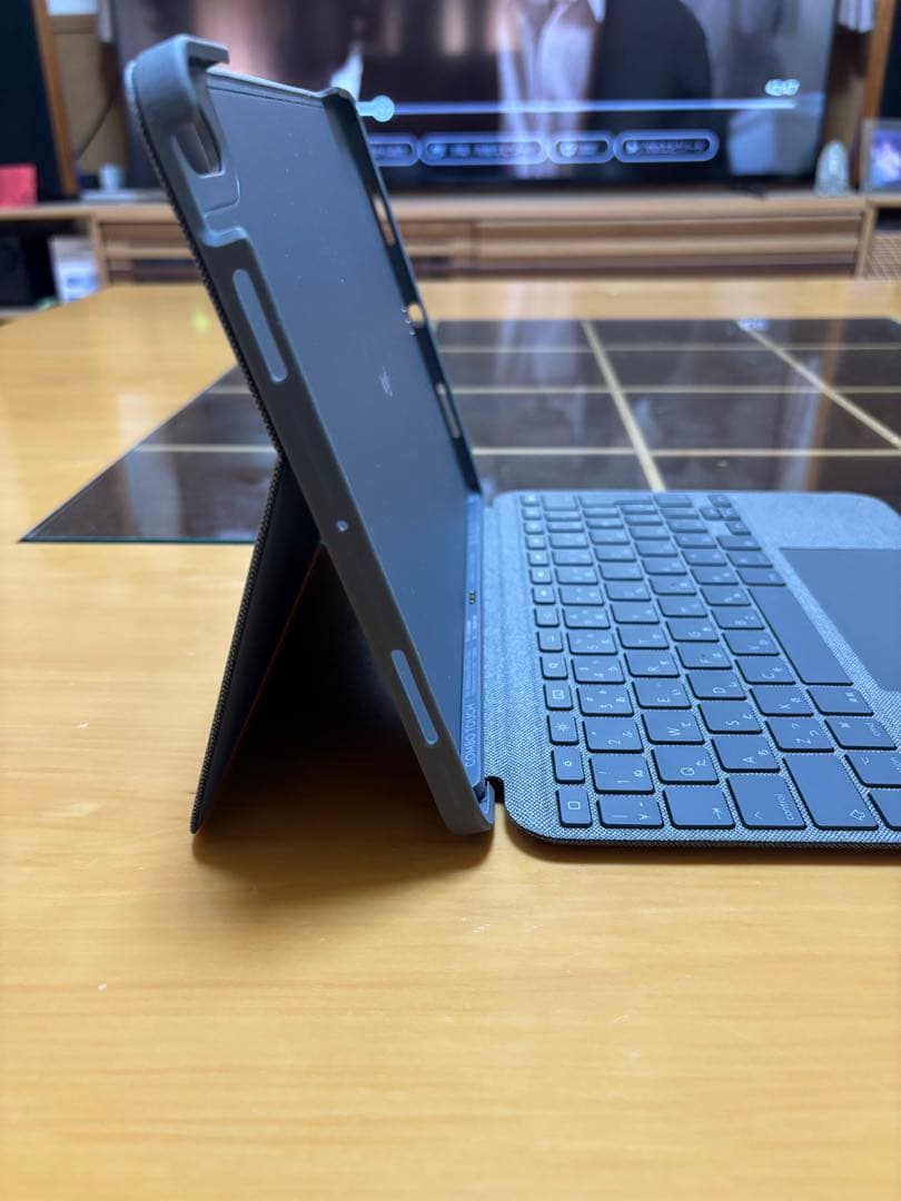 iPad10.9インチ用　Logicool コンボタッチ iK1095GRA