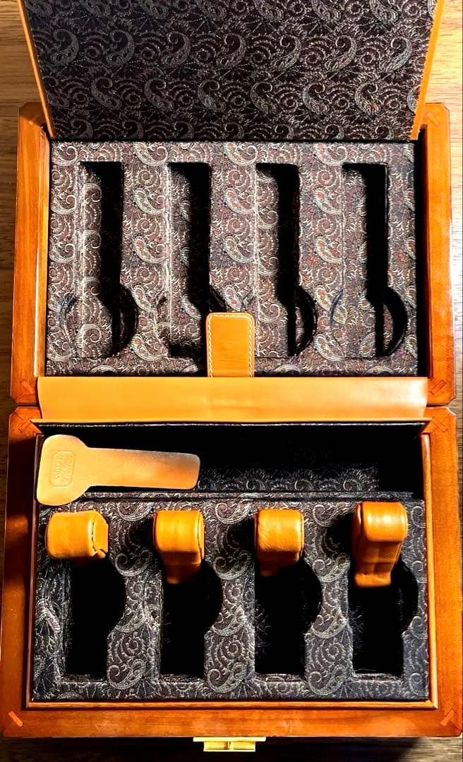 早い者勝ち【美品•限定品】SCATOLAイタリア製　 ウォッチケースNo入り