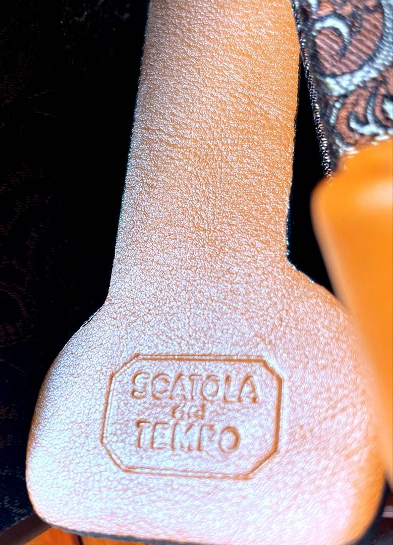 早い者勝ち【美品•限定品】SCATOLAイタリア製　 ウォッチケースNo入り