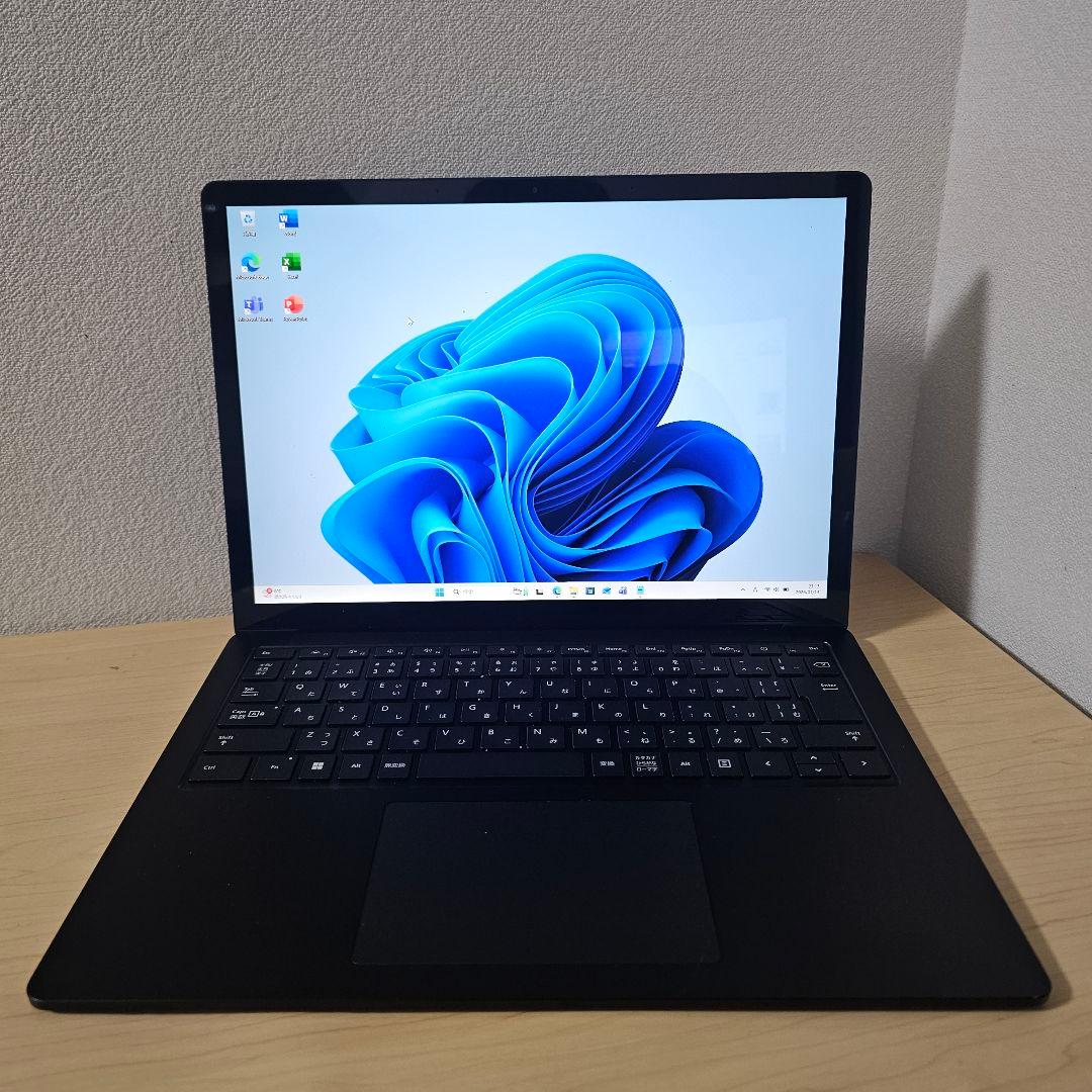 Surface Laptop 4／Core i7・16GB／ペンつき