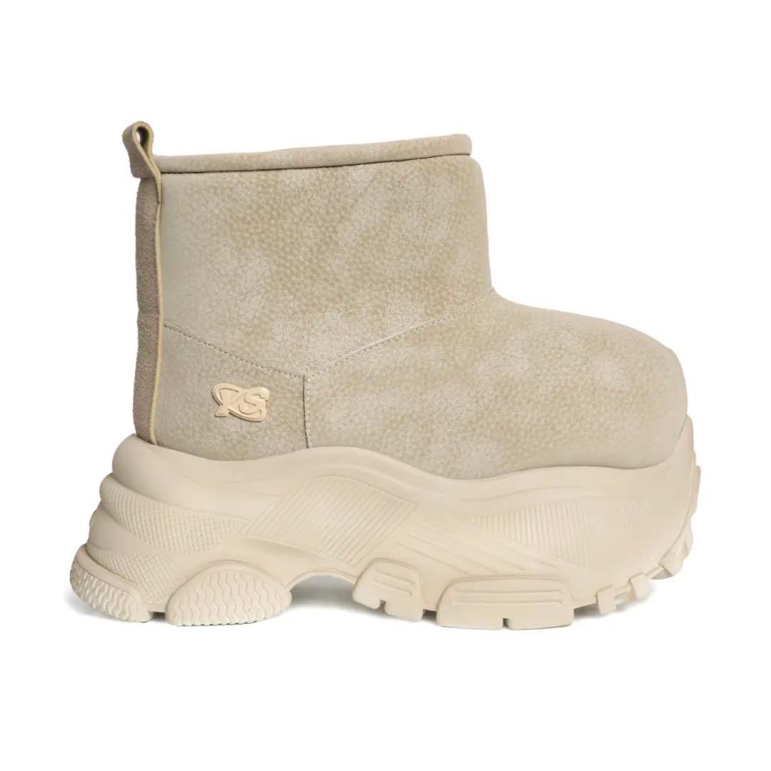 YELLO ベージュ ムートンブーツ Mサイズ