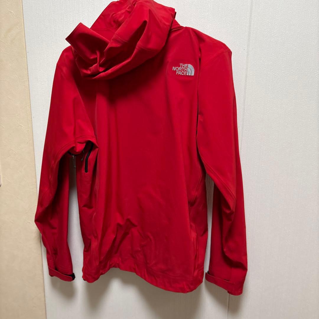 THE NORTH FACE SUMMIT レッドジャケット