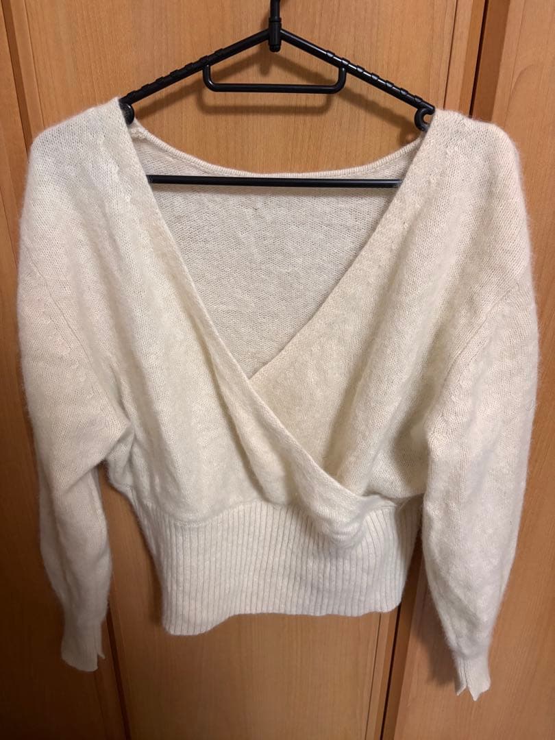 エメイン　フォックスカシミヤオフショル2wayニット