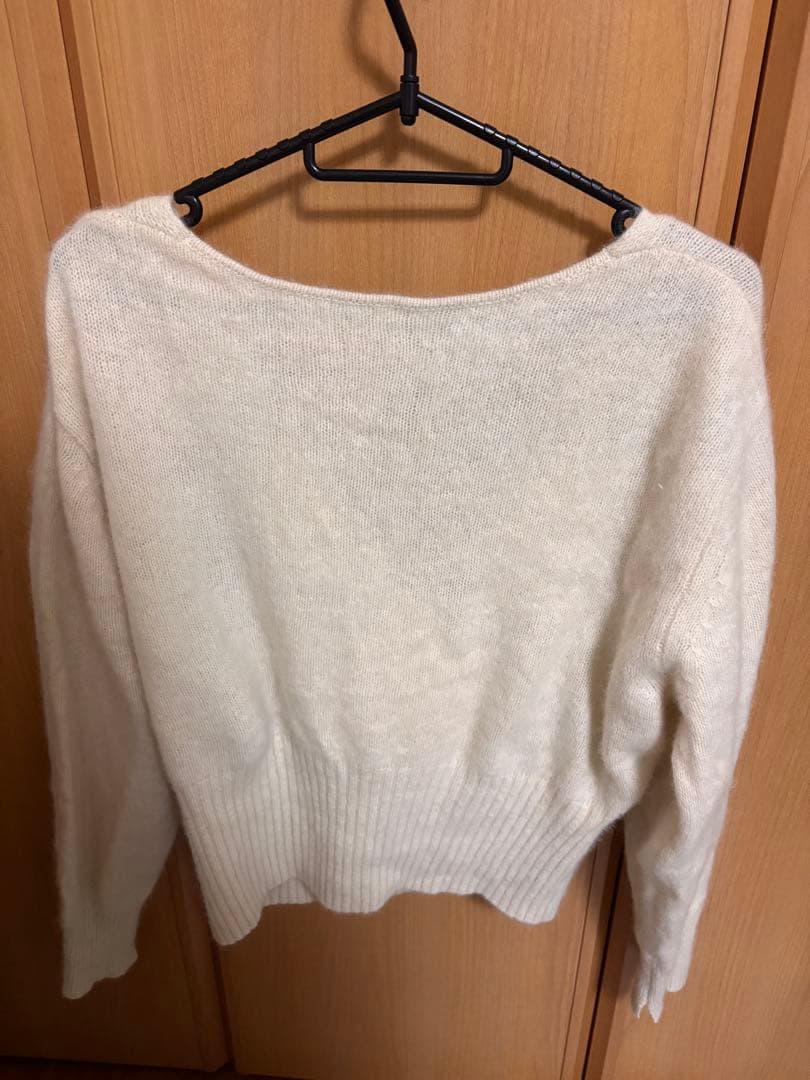 エメイン　フォックスカシミヤオフショル2wayニット