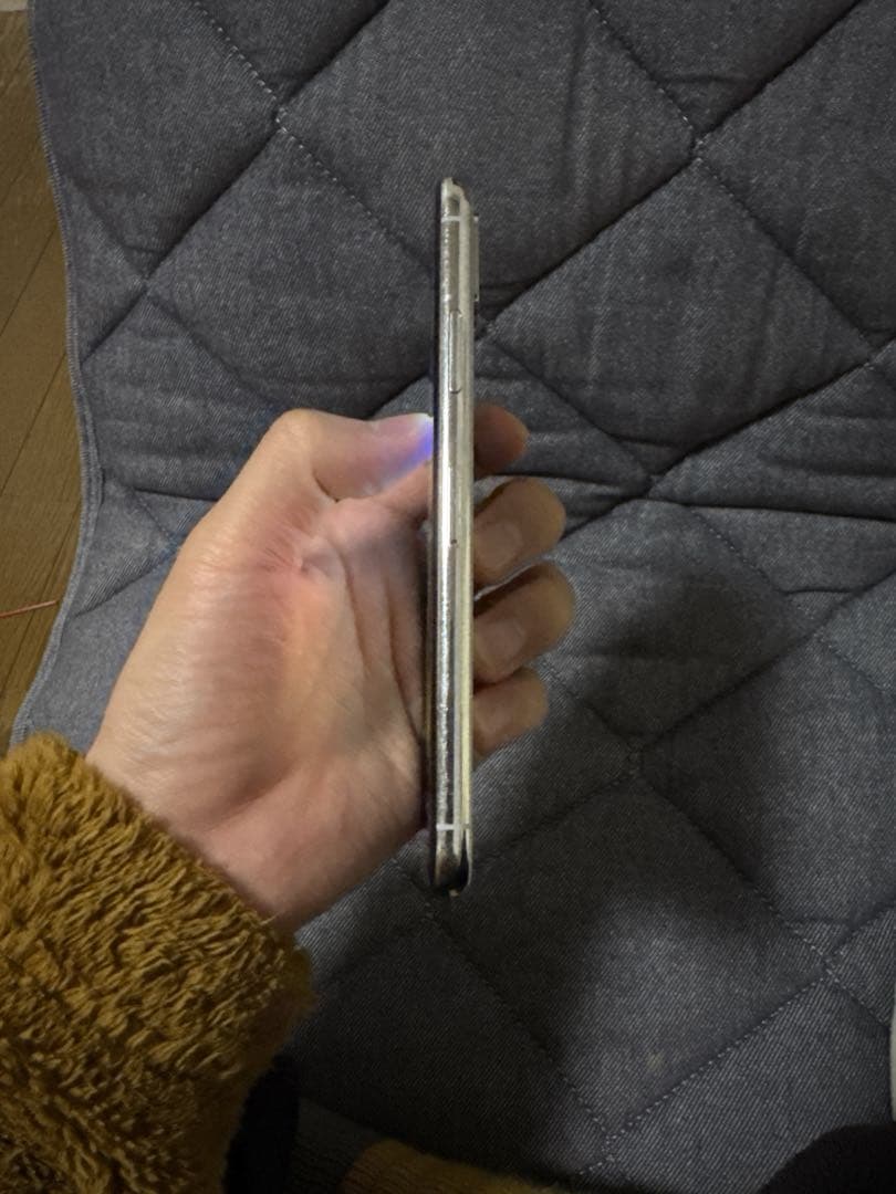 iPhoneX 背面割れ有り