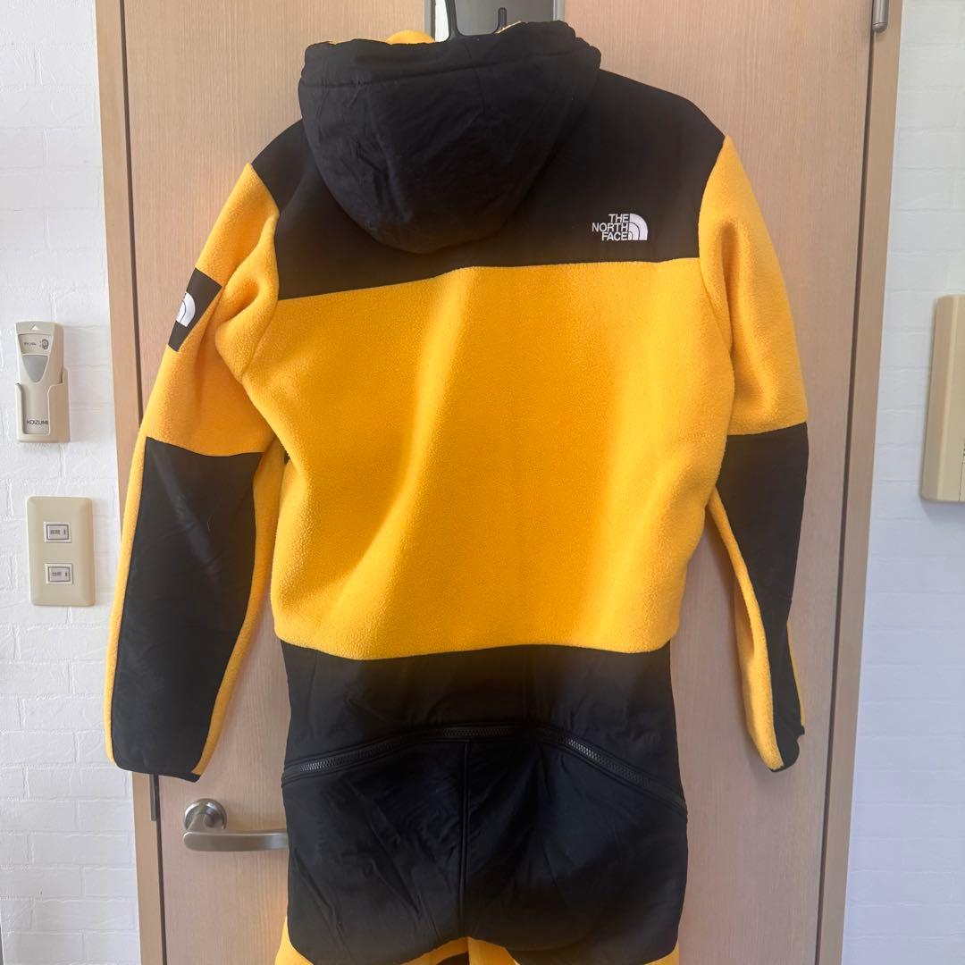THE NORTH FACEフリース ジャンプスーツ（イエロー×ブラック）