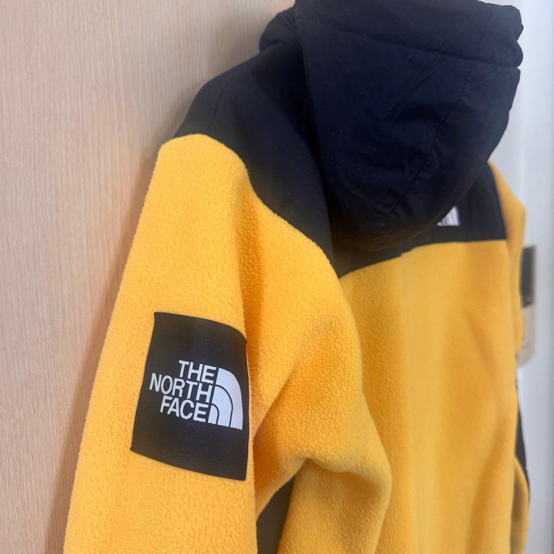 THE NORTH FACEフリース ジャンプスーツ（イエロー×ブラック）