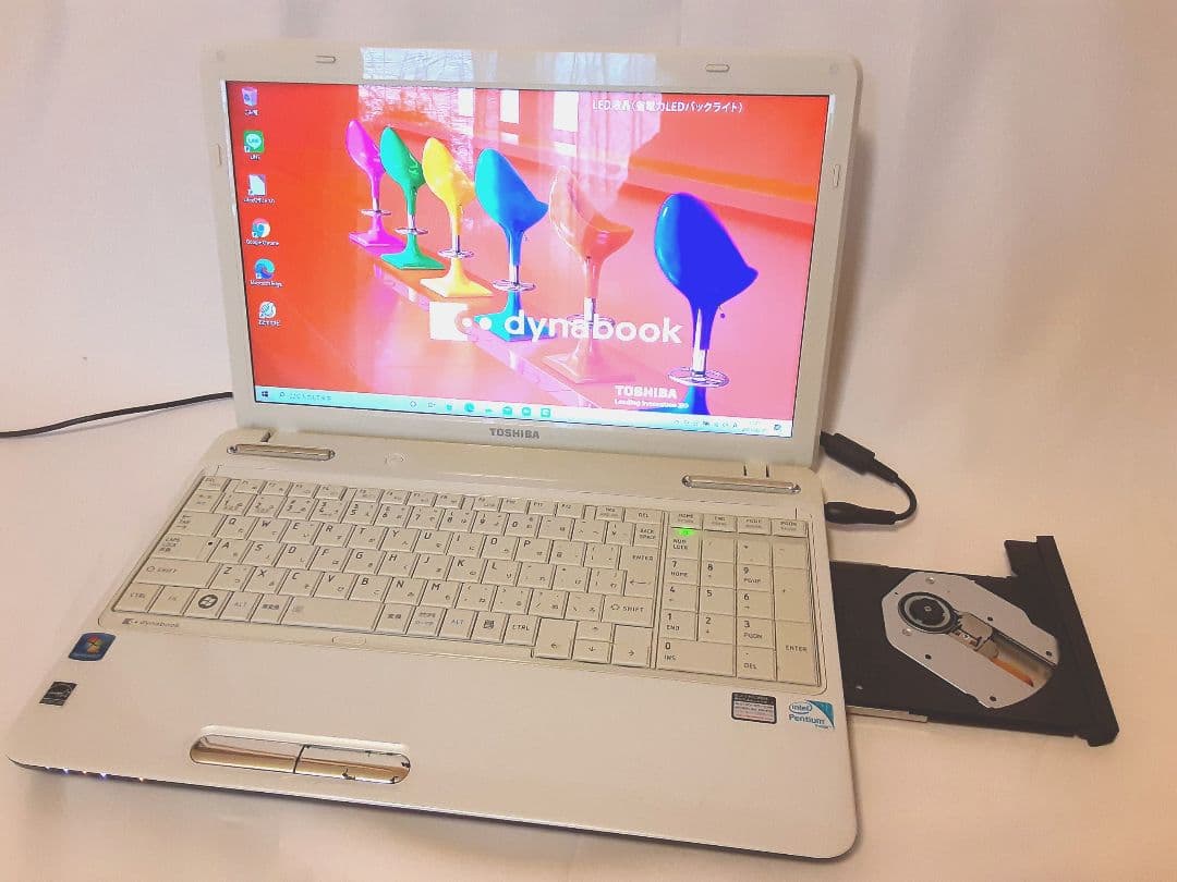 東芝 ノートPC　Dynabook　T350/34BW　win10