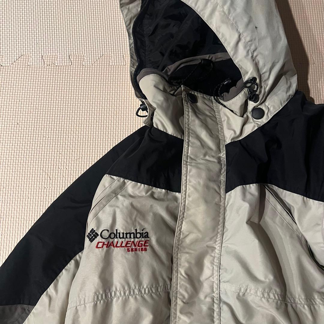 【極防寒！】Columbia マウンテンパーカー　ロゴ刺繍　ドローコード　L